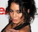 Vanessa Hudgens a choisi son modèle : Eva Mendes ! Pour faire sa belle sur tapis rouge, la starlette d'High School Musical envoi elle aussi des baisers à tout va... Sexy !