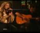 Jennifer Lopez interprète  Starting Over  lors du  Saturday Night Live , le 27 février 2010 !