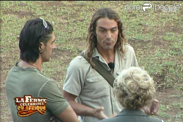 Olivier explique aux fermiers que cette semaine ils vont partir à la recherche des animaux de la réserve 