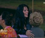 Karine fait connaissance avec les fermiers 
