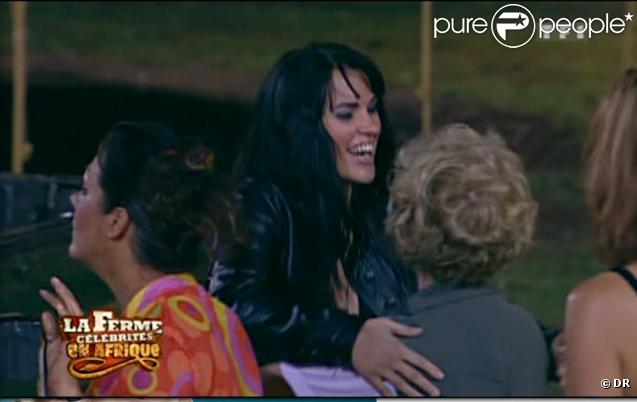 Karine fait connaissance avec les fermiers 