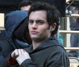 Penn Badgley sur le tournage de Gossip Girl, le 1er mars 2010