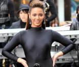 Beyoncé Knowles dans une combi noire qui ne cache rien ! 