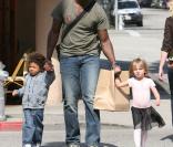 Seal avec Leni et Henry, à Beverly Hills, le 8 mars 2008