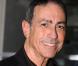 Alain Chamfort va mettre la vie d'Yves St Laurent en chansons...