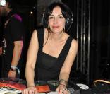 Béatrice Ardisson à la fête pour la nouvelle formule de  France Soir ,  Paris, le 16 mars 2010 !