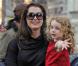 Brooke Shields : Avec sa fille dans les bras... elle oublie tous ses tracas !
