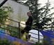 Arnaud Lemaire sur la terrasse de la maison où s'est déroulé le jeu L'amour est aveugle 