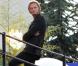 Arnaud Lemaire sur la terrasse de la maison où s'est déroulé le jeu L'amour est aveugle 