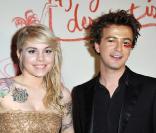 Coeur de Pirate et Renan Luce pour le Gala de l\'Union des Artistes au Cirque d\'Hiver Bouglione le 29   mars 2010