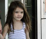 Suri et sa maman Katie Holmes à New York le 4 avril.