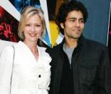 Adrian Grenier à New York est venu présenter son documentaire Teenage Paparazzo. Ici avec Gretchen Mol. Le 12 avril 2010