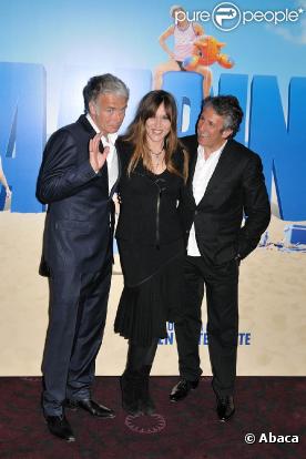Franck Dubosc, Mathilde Seigner et Richard Anconina, à l'occasion de l'avant-première de  Camping 2 , au Gaumont Opéra, à Paris, le 13 avril 2010.