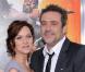 Jeffrey Dean Morgan présente sa nouvelle conquête, sexy et pas du tout inconnue, à la belle Zoé Saldana !
