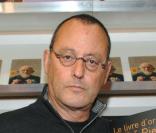 Jean Reno au Salon du livre pour soutenir 'Le Livre d'or de l'abbé Pierre'