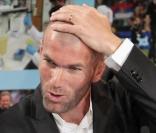 Zinedine Zidane lors de la troisième édition du Prix des Ambassadeurs de l'association Européenne ELA en direct du musée du Quai Branly de Paris le 6 mai 2010