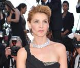 Clotilde Courau lors du tapis rouge du film Biutiful pendant le festival de Cannes le 17 mai 2010