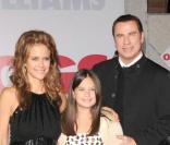John Travolta et Kelly Preston avec leur fille Ella Bleu à la première  de Old Dogs en novembre 2009