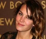 Alexa Chung à l'after-party de l'inauguration Louis Vuitton. Le 25 mai à Londres