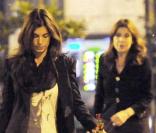 Elisabetta Canalis et sa maman Bruna ont diné au restaurant Giacomo, à Milan. Mai 2010