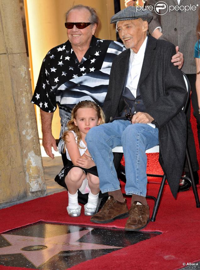 Jack Nicholson, Dennis Hopper et sa fille Galen quand Dennis reçoit son étoile en mars 2010 