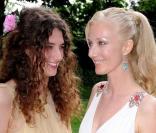 Joely Richardson et sa fille Daisy, à l'occasion du dîner de gala de la Raisa Gorbachev Foundation, au Stud House d'Hampton Court Palace, en Angleterre, le 5 juin 2010.