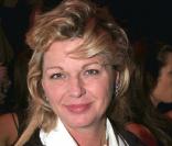Jeane Manson participera, le 20 juin prochain, à une course d'obstacle à cheval au profit de la recherche sur la sclérose en plaque.