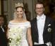 Samedi 19 juin 2010, la princesse héritière Victoria de Suède et le roturier Daniel Westling se sont mariés. Après une cérémonie émouvante en la cathédrale Storkyrkan, à Stockholm, leur cortège a traversé la ville jusqu'au palais royal.