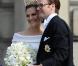 Samedi 19 juin 2010, la princesse héritière Victoria de Suède et le roturier Daniel Westling se sont mariés. Après une cérémonie émouvante en la cathédrale Storkyrkan, à Stockholm, leur cortège a traversé la ville jusqu'au palais royal.
