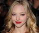 La ravissante Amanda Seyfried, superbe sur tapis rouge...