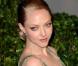 La ravissante Amanda Seyfried, superbe sur tapis rouge...