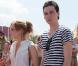 Emma Watson au côté de son nouveau boyfriend George Craig lors du Festival de Glastonbury en Angleterre le 26 juin 2010 