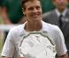 Rafael Nadal s'impose en finale de Wimbledon, face à Thomas Berdych, à Londres, le 4 juillet 2010.