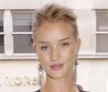 Le top model britannique Rosie Huntington-Whiteley  