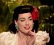La divine Dita Von Teese pour Cointreau.
