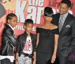 Jaden, Willow, Jada Pinkett et Will Smith lors de l'avant-première de Karate Kid à Paris le 25 juillet 2010
