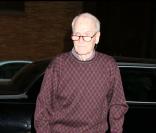 Paul Newman à New York, le 27/03/08, va dîner avec sa fille et sa femme, au Café des Artistes