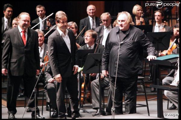 Gérard Depardieu est le narrateur de la pièce musical Ivan le Terrible du film du même nom, jouée par l'orchestre philarmonique de Vienne dirigé par le chef Ricardo Muti, à Salzbourg le 14 août 2010