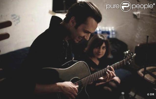 The Two, duo formé par Ara Starck et David Jarre, propose une folk économe basée sur une alchimie vocale...