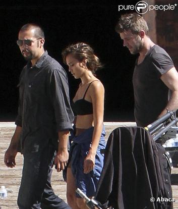 Jessica Alba sur le shooting d'une publicité Revlon à Los Angeles le 20 août 2010