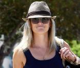  Reese Witherspoon se promène à Los Angeles le 20 août 2010 