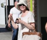 Marcia Cross faisant du shopping à Beverly Hills, le 22 août 2010