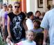 Heidi Klum est de sortie avec trois de ses enfants, Leni (6 ans), Henry (qui fêtera ses 5 ans le mois prochain) et le petit Johan (3 ans et demi), ce vendredi 26 août à Beverly Hills.