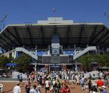 Roger Federer passe un deuxième coup gagnant entre les jambes à l'US Open !