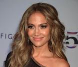 Jennifer Lopez, Rebecca Romijn et Kristen Bell très en beauté pour Tommy Hilfiger !