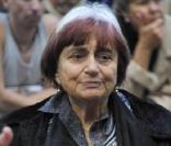 Agnès Varda à l\'occasion de la cérémonie en hommage à Claude Chabrol, sur le parvis de la Cinémathèque Française, à Paris, le 17 septembre 2010.