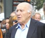 Michel Piccoli à l'occasion de la cérémonie en hommage à Claude Chabrol, sur le parvis de la Cinémathèque Française, à Paris, le 17 septembre 2010.