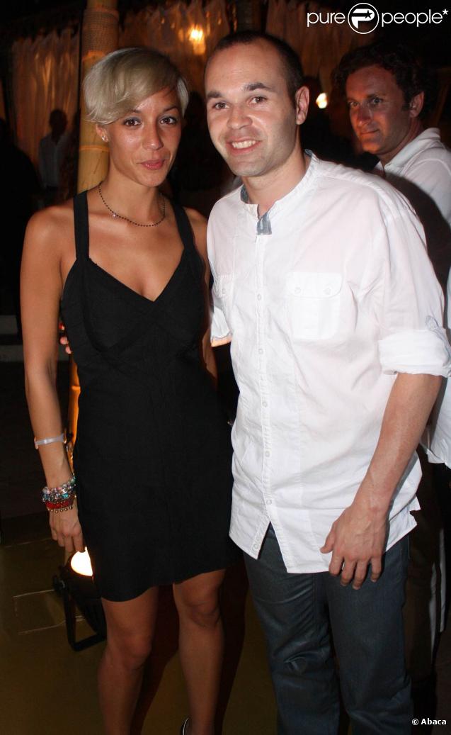 Andres Iniesta couple
