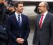 Mary et Frederik de Danemark arrivent à l'aéroport de Laage en Allemagne le 27 septembre 2010 : ils sont accueillis par le chef du gouvernement du Land de Mecklembourg-Poméranie-Occidentale Erwin Sellering et sa femme Britta