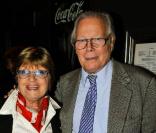 Jean Piat et son épouse Françoise Dorin lors de l'avant-première de la pièce Rendez Vous au Théâtre de Paris à Paris le 27 septembre 2010 